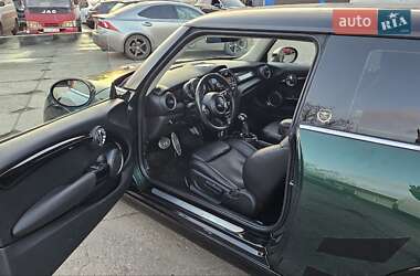 Хэтчбек MINI Cooper 2014 в 