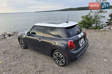 Хэтчбек MINI Cooper 2019 в 