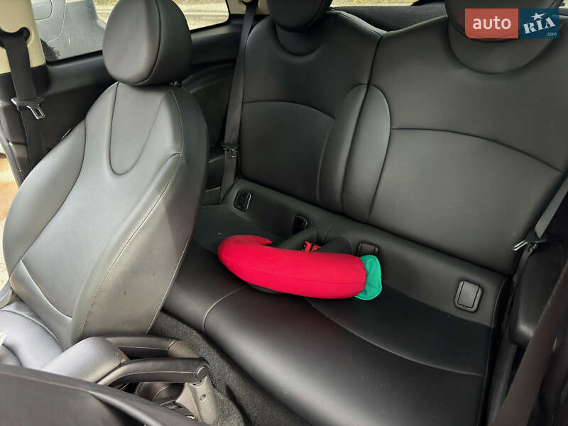 Хэтчбек MINI Cooper 2013 в Киеве
