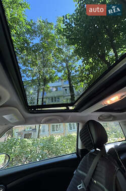 Хетчбек MINI Cooper 2013 в 