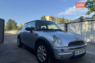 Хетчбек MINI Cooper 2002 в 