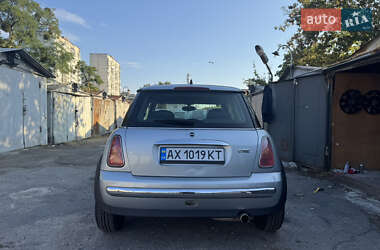Хетчбек MINI Cooper 2002 в 