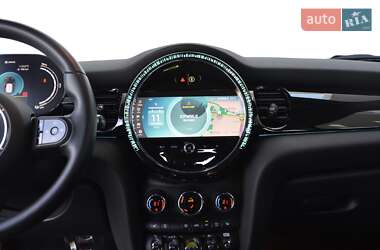 Хетчбек MINI Cooper 2023 в 