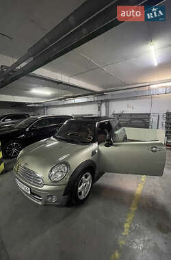 Хетчбек MINI Cooper 2008 в 