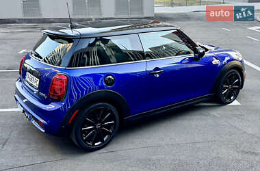 Хетчбек MINI Cooper 2019 в 