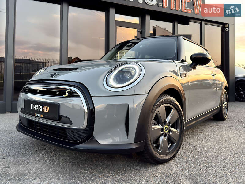 Хэтчбек MINI Cooper 2022 в Киеве