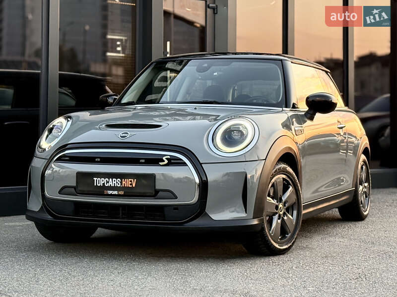 Хэтчбек MINI Cooper 2022 в Киеве