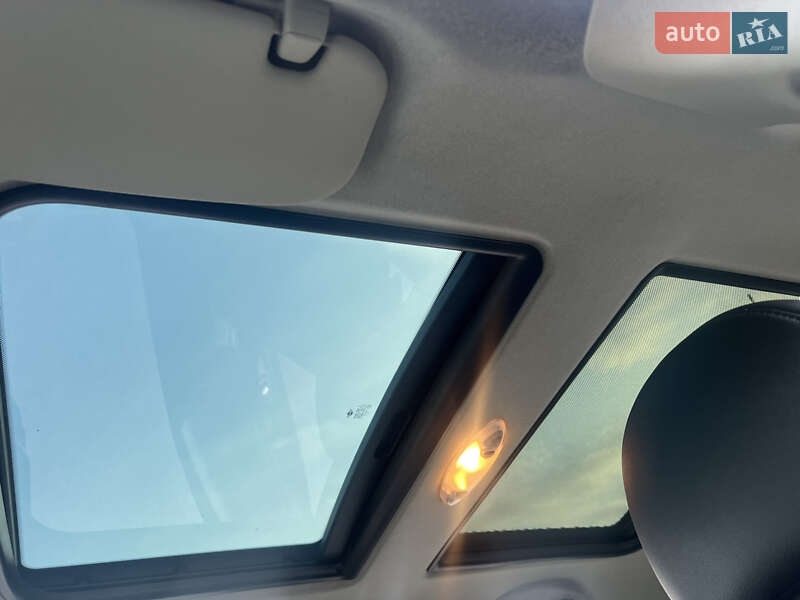 Хэтчбек MINI Cooper 2013 в Киеве