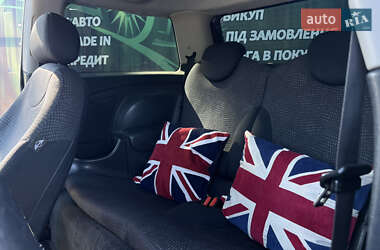 Хетчбек MINI Cooper 2002 в 