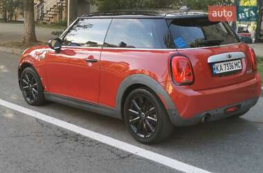 Хетчбек MINI Cooper 2014 в 