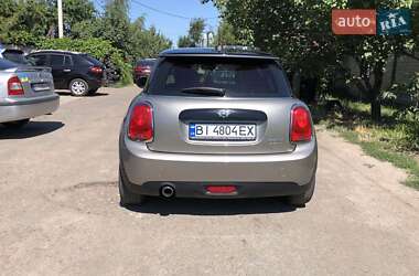 Хетчбек MINI Cooper 2017 в 