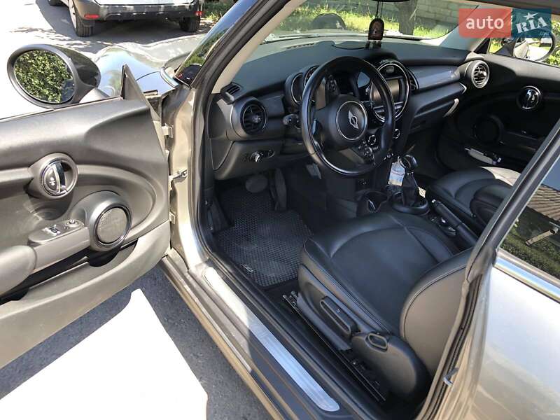 Хетчбек MINI Cooper 2017 в Кременчуці фото 7 Хетчбек MINI Cooper 2017 в Кременчуці