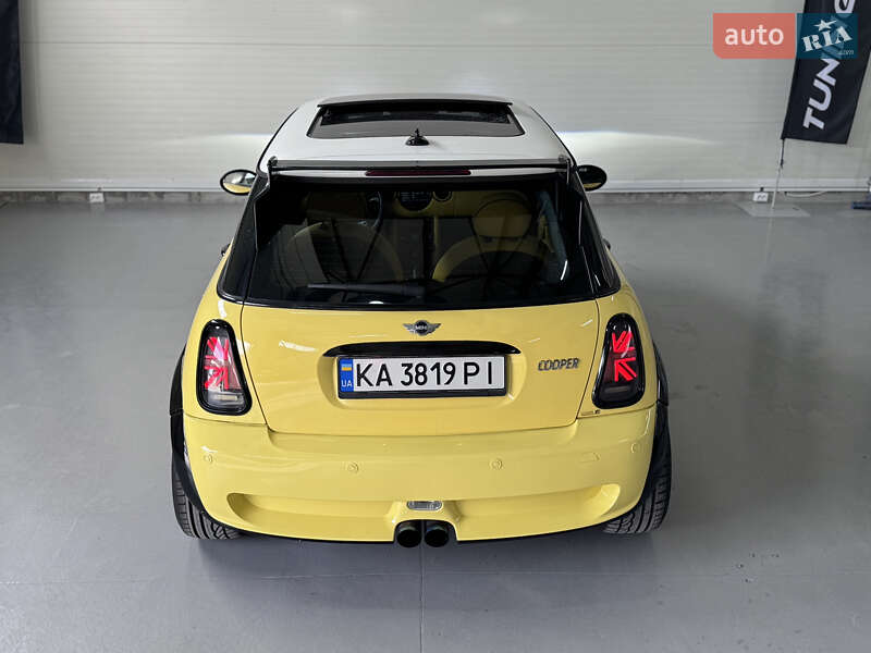 Хэтчбек MINI Cooper 2003 в Киеве фото 21 Хэтчбек MINI Cooper 2003 в Киеве