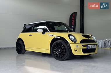 Хетчбек MINI Cooper 2003 в Києві