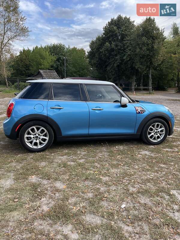Хетчбек MINI Cooper 2015 в Києві