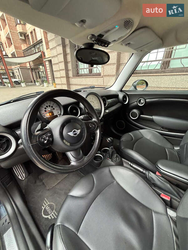 Хэтчбек MINI Cooper 2012 в Киеве
