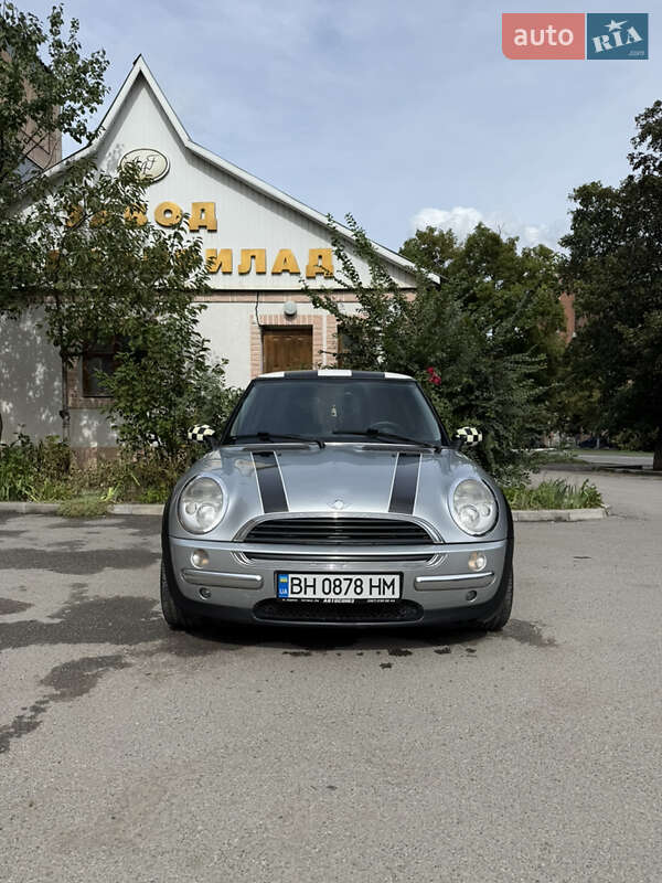 Хэтчбек MINI Cooper 2003 в Хмельницком