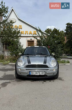 Хэтчбек MINI Cooper 2003 в 