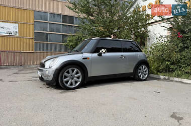 Хэтчбек MINI Cooper 2003 в 