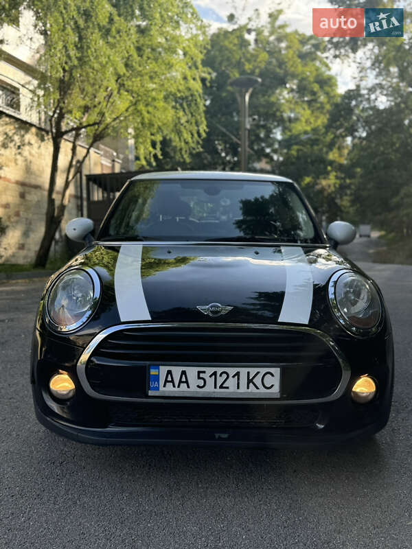 Хэтчбек MINI Cooper 2017 в Киеве фото 2 Хэтчбек MINI Cooper 2017 в Киеве