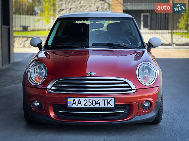 Хэтчбек MINI Cooper 2011 в Киеве