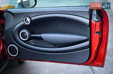 Хетчбек MINI Cooper 2011 в 