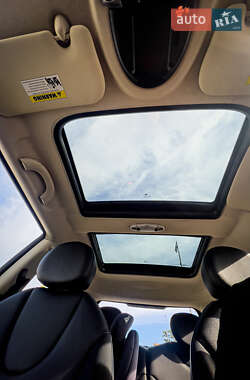Хетчбек MINI Cooper 2011 в 