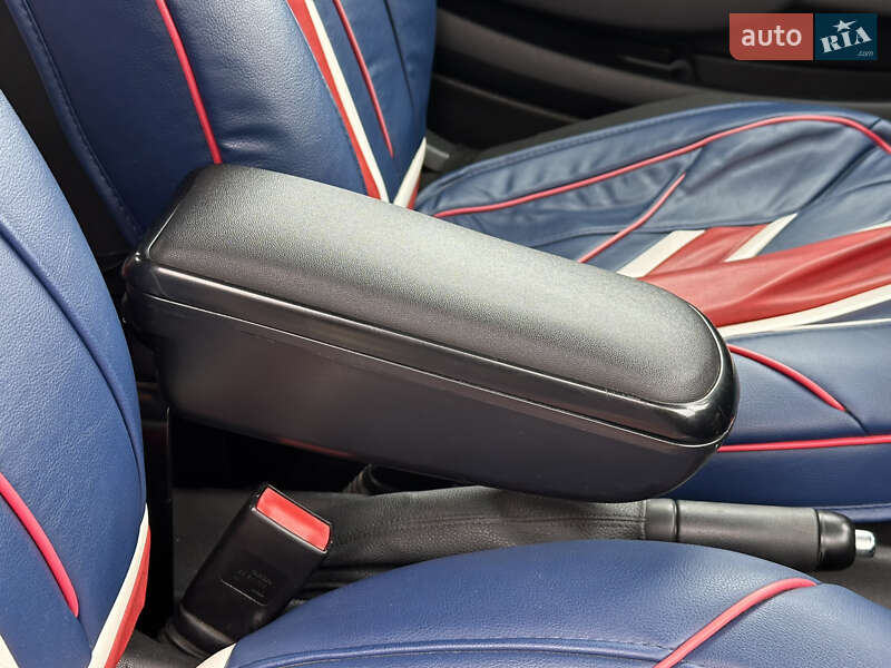 Хетчбек MINI Cooper 2009 в Одесі