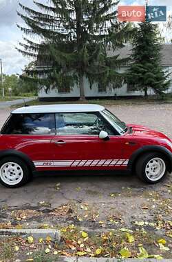 Хэтчбек MINI Cooper 2005 в 