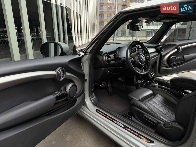 Хетчбек MINI Cooper 2020 в Києві