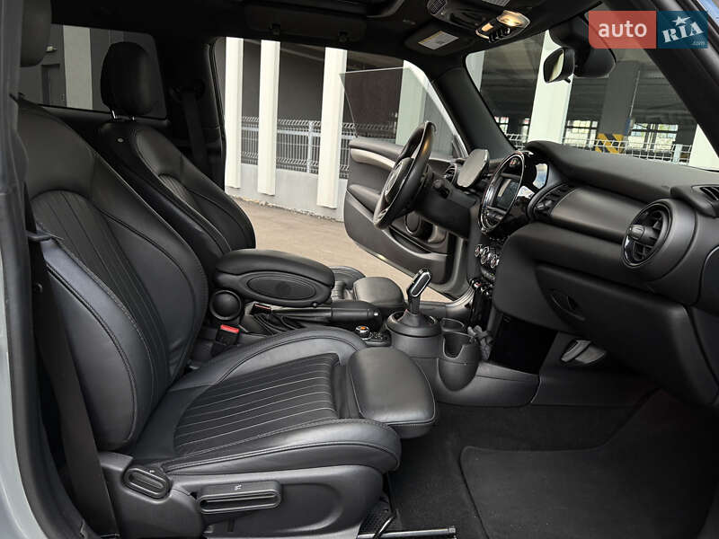 Хетчбек MINI Cooper 2020 в Києві