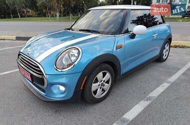 Хэтчбек MINI Cooper 2016 в 