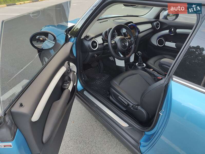 Хэтчбек MINI Cooper 2016 в Киеве фото 20 Хэтчбек MINI Cooper 2016 в Киеве