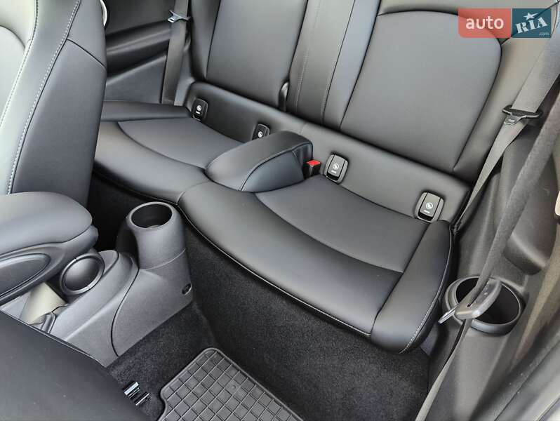 Хэтчбек MINI Cooper 2016 в Киеве фото 35 Хэтчбек MINI Cooper 2016 в Киеве