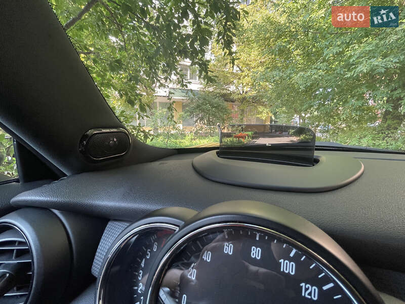 Хэтчбек MINI Cooper 2014 в Киеве