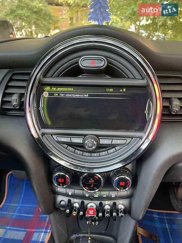 Хэтчбек MINI Cooper 2014 в Киеве