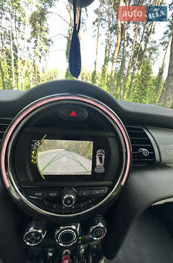Хэтчбек MINI Cooper 2016 в 