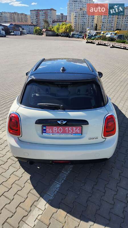 Хэтчбек MINI Cooper 2016 в Одессе