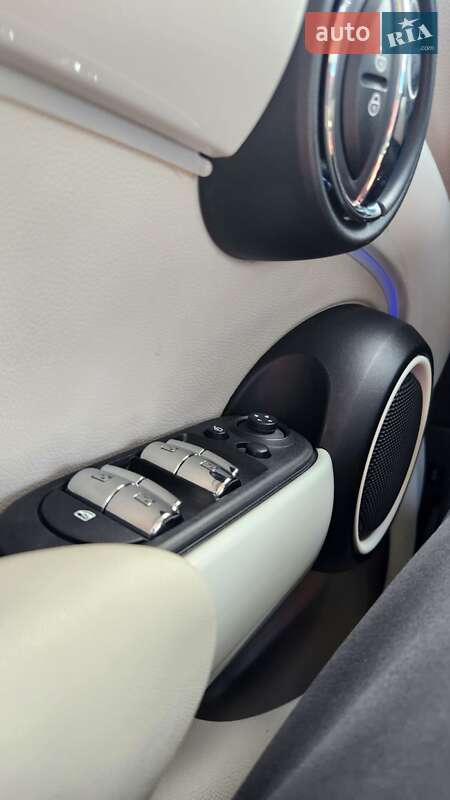 Хэтчбек MINI Cooper 2016 в Одессе