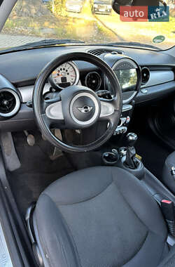 Хетчбек MINI Cooper 2009 в 