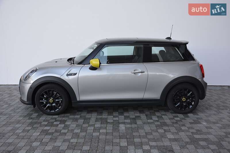 Хетчбек MINI Cooper 2023 в Києві
