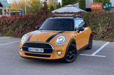 Хэтчбек MINI Cooper 2016 в Киеве