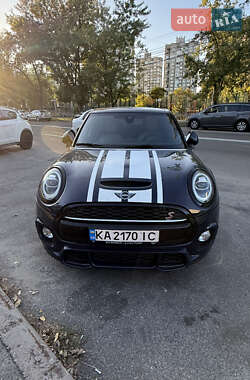 Хетчбек MINI Cooper 2018 в 