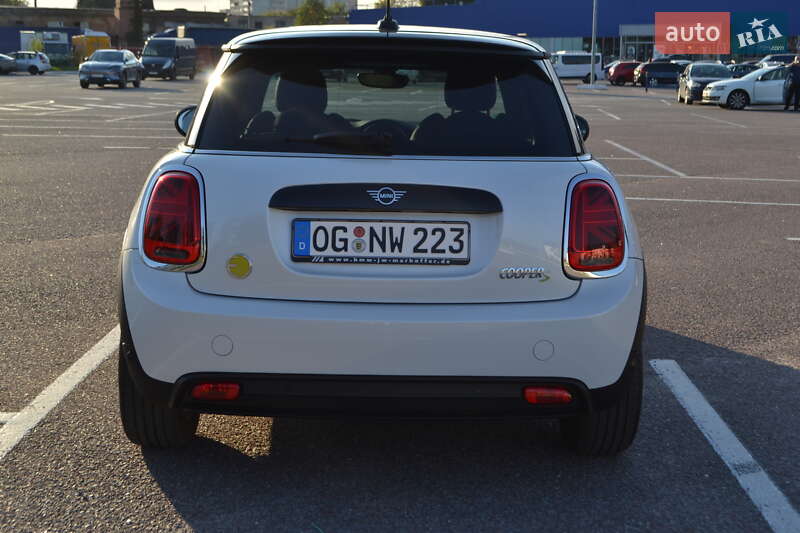Хэтчбек MINI Cooper 2023 в Житомире фото 5 Хэтчбек MINI Cooper 2023 в Житомире