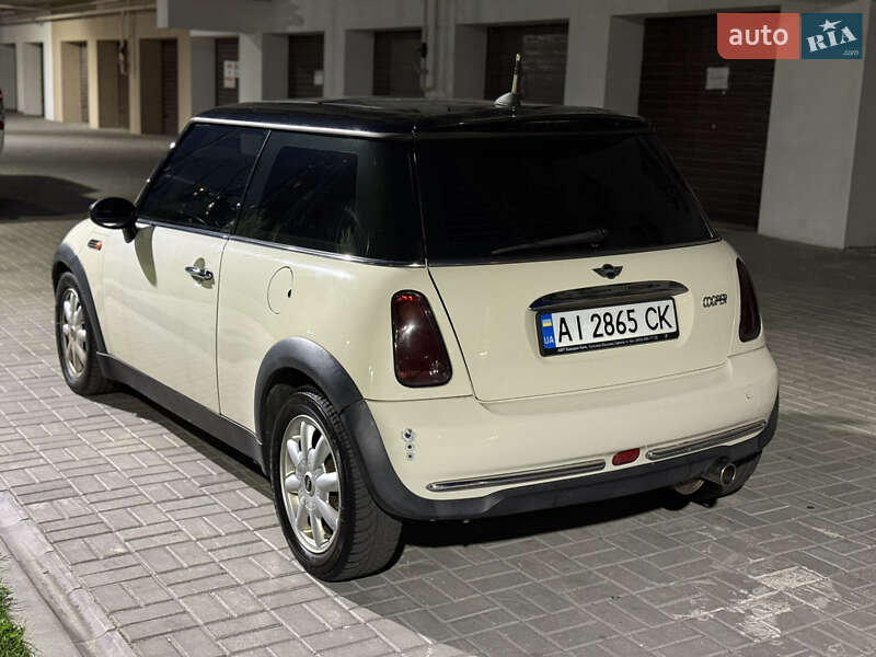 Хэтчбек MINI Cooper 2006 в Днепре