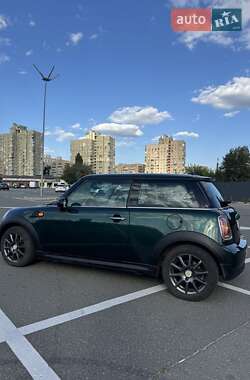 Хетчбек MINI Cooper 2010 в Києві