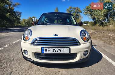 Хэтчбек MINI Cooper 2013 в 