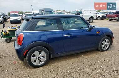 Хетчбек MINI Cooper 2015 в 