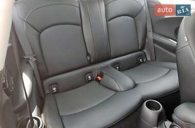Хетчбек MINI Cooper 2015 в 