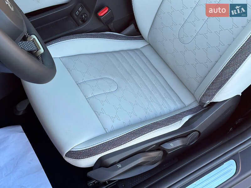 Хэтчбек MINI Cooper 2025 в Киеве